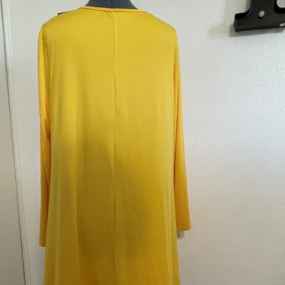 Yellow Blouse - Picture 3 of 3
